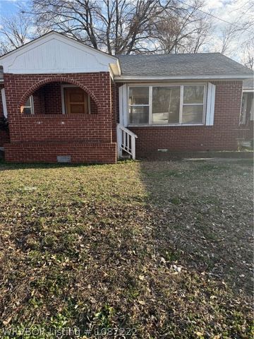 110 Vine Avenue, Sallisaw, OK 74955