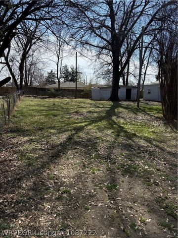 110 Vine Avenue, Sallisaw, OK 74955