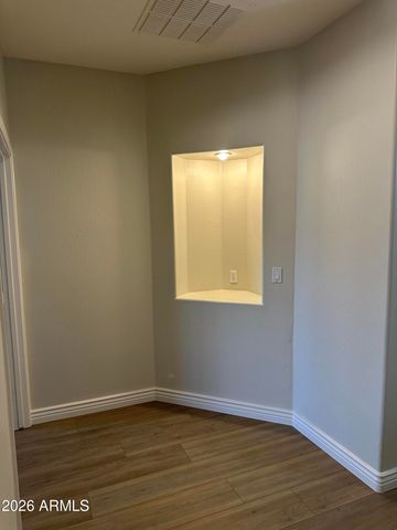 4121 W YUKON Drive, Glendale, AZ 85308