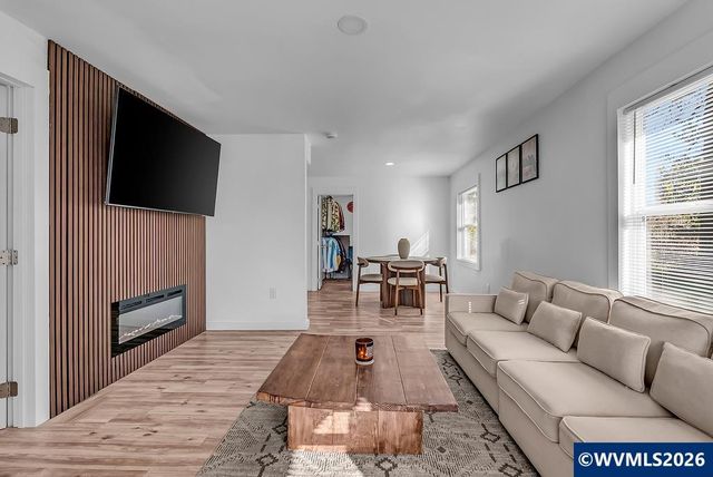 1095 Candlewood Dr NE, Keizer, OR 97303