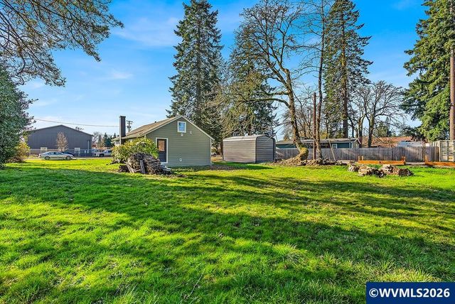 1095 Candlewood Dr NE, Keizer, OR 97303