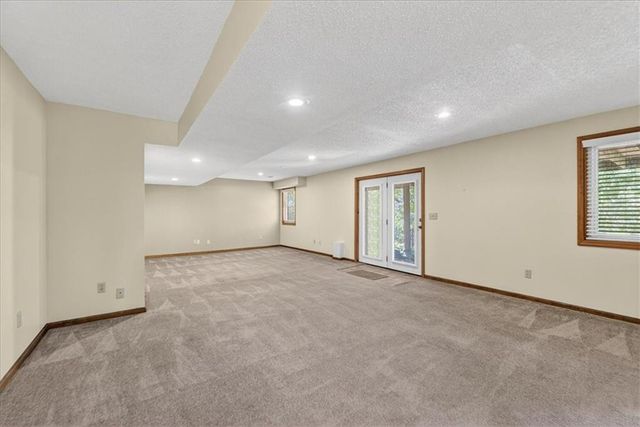 7928 Swarner Drive, Lenexa, KS 66219