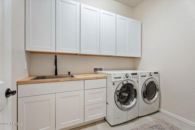 10508 S 48TH Glen, Laveen, AZ 85339