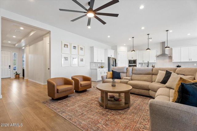 10508 S 48TH Glen, Laveen, AZ 85339