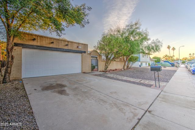 4733 W HAYWARD Avenue, Glendale, AZ 85301
