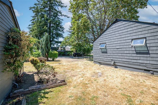 6851 S Gove Street, Tacoma, WA 98409