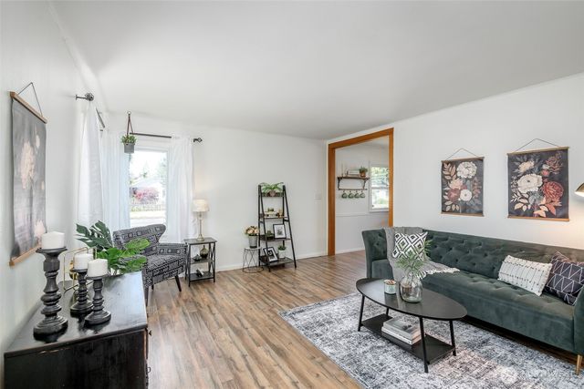 6851 S Gove Street, Tacoma, WA 98409