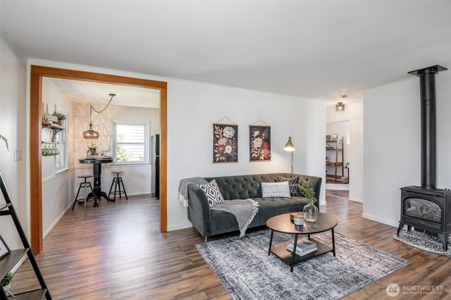 6851 S Gove Street, Tacoma, WA 98409
