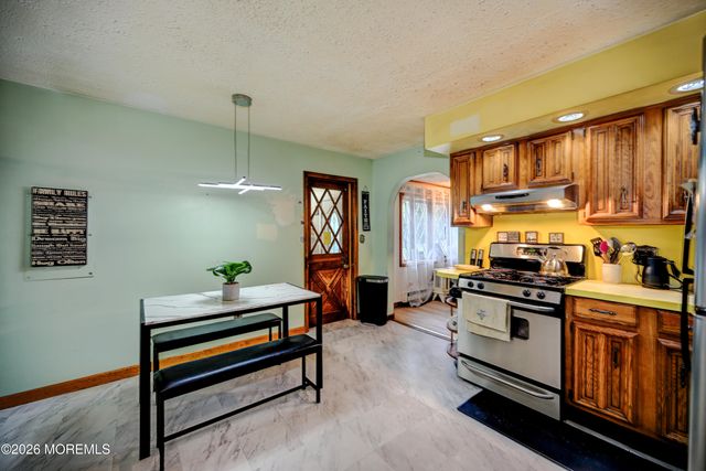 901 Milton Boulevard, Rahway, NJ 07065