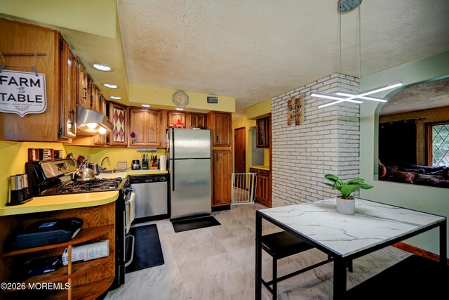 901 Milton Boulevard, Rahway, NJ 07065