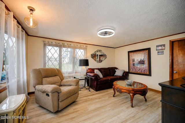 901 Milton Boulevard, Rahway, NJ 07065
