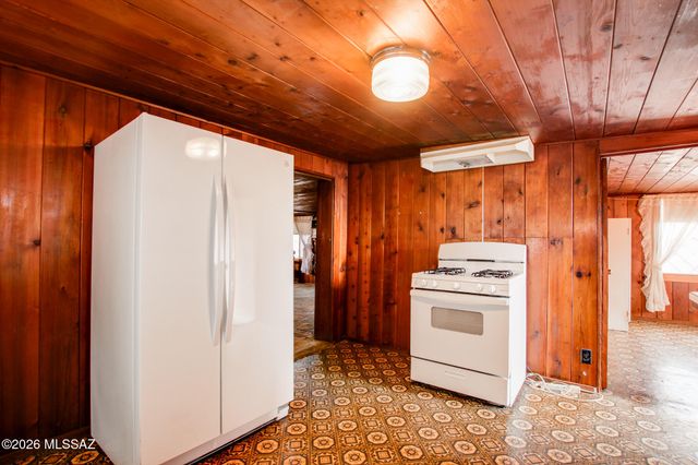 1749 W Higgins Lane, Tucson, AZ 85705