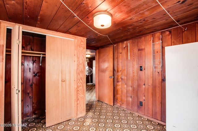 1749 W Higgins Lane, Tucson, AZ 85705