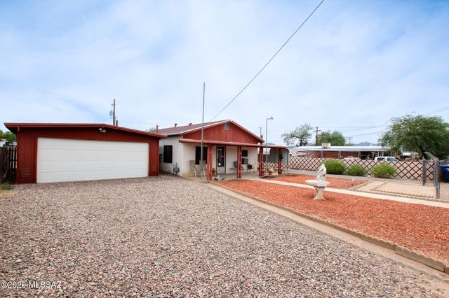 1749 W Higgins Lane, Tucson, AZ 85705