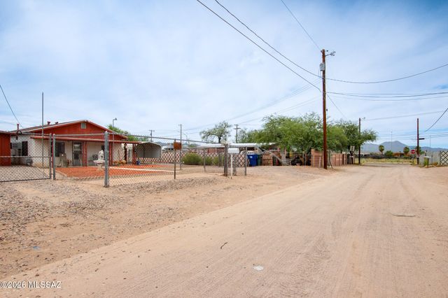 1749 W Higgins Lane, Tucson, AZ 85705