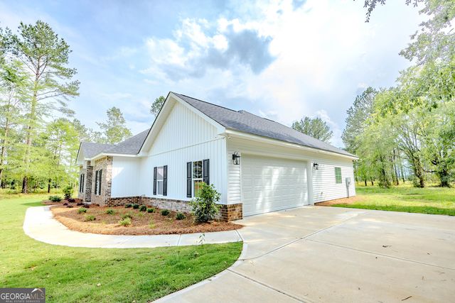 905 Sweet Magnolia Circle, Dublin, GA 31021