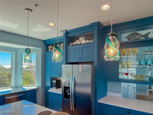 4460 Smugglers DR, Upper Captiva, FL 33924