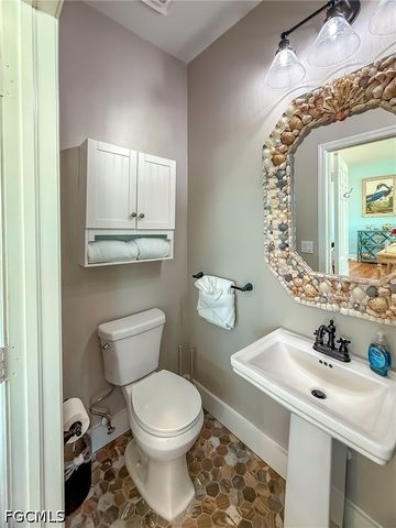 4460 Smugglers DR, Upper Captiva, FL 33924