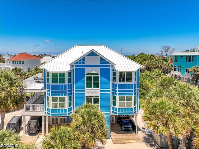 4460 Smugglers DR, Upper Captiva, FL 33924