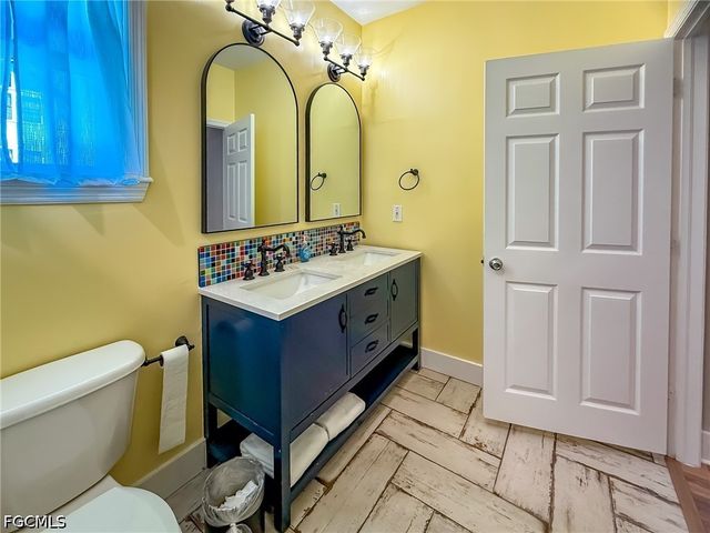 4460 Smugglers DR, Upper Captiva, FL 33924