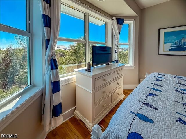 4460 Smugglers DR, Upper Captiva, FL 33924