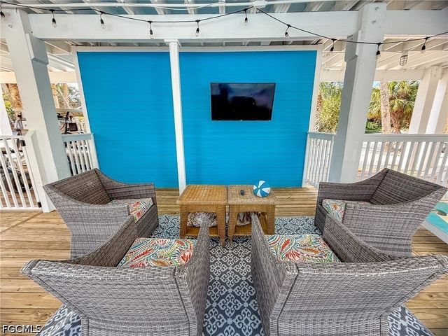 4460 Smugglers DR, Upper Captiva, FL 33924
