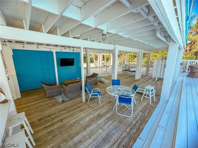 4460 Smugglers DR, Upper Captiva, FL 33924