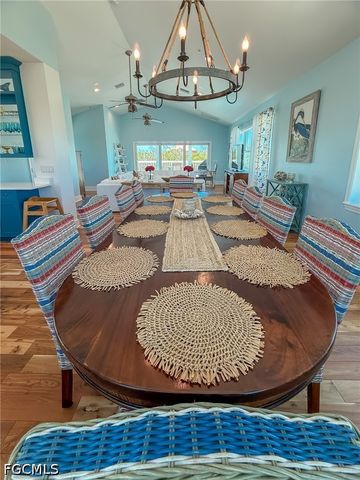 4460 Smugglers DR, Upper Captiva, FL 33924