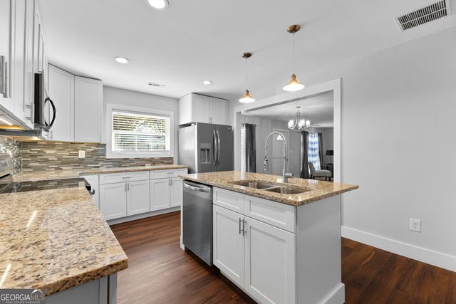 106 Sunset Lane, Newnan, GA 30263