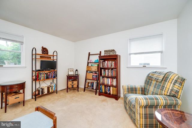 1120 RIVERVIEW DR, Reading, PA 19605