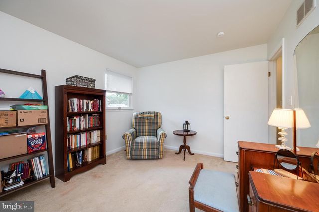 1120 RIVERVIEW DR, Reading, PA 19605