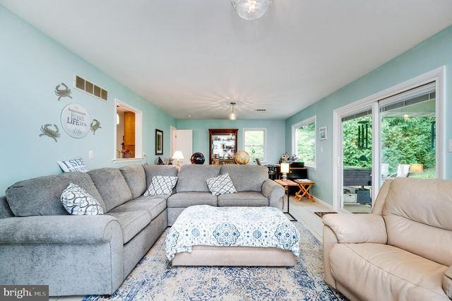 1120 RIVERVIEW DR, Reading, PA 19605