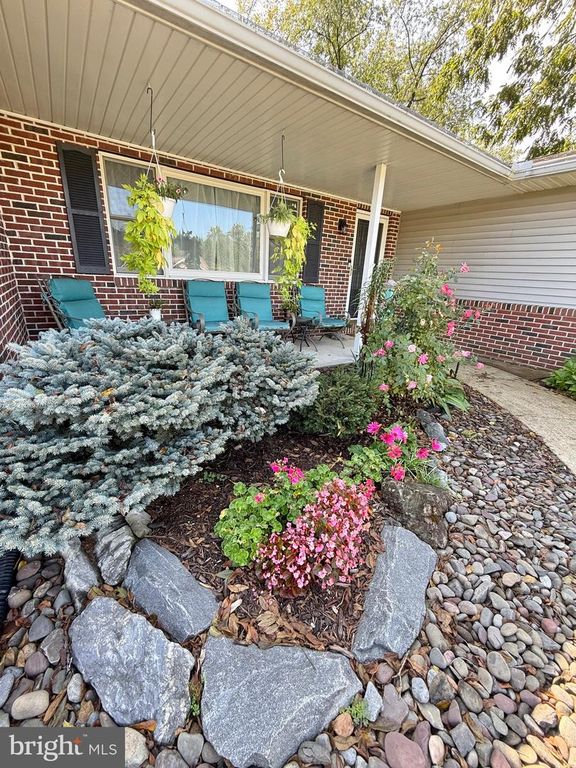 1120 RIVERVIEW DR, Reading, PA 19605