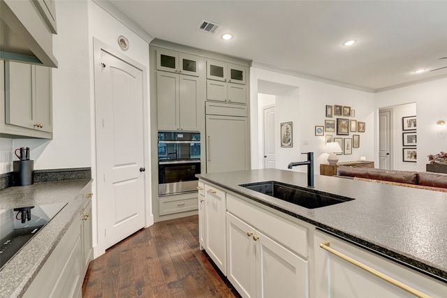 1048 Whisper Willows Drive, Fort Worth, TX 76052