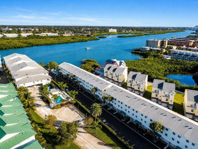 19811 GULF BOULEVARD 102, Indian Shores, FL 33785
