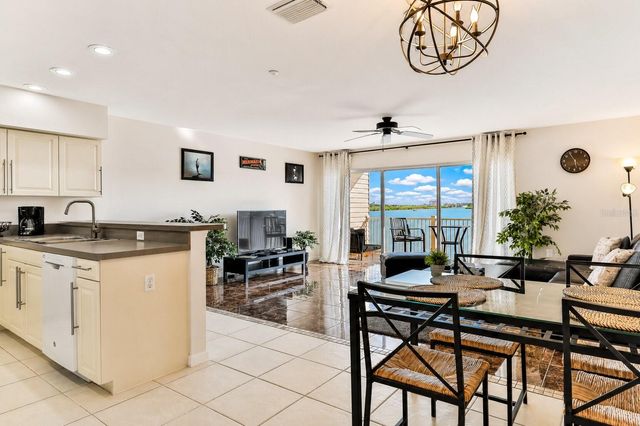 19811 GULF BOULEVARD 102, Indian Shores, FL 33785