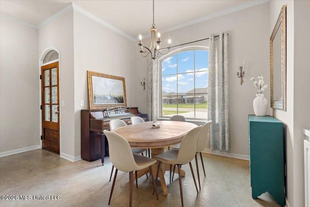 736 Sawgrass Lakes Drive, Brandon, MS 39042