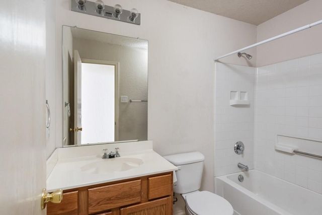 3508 Lasso Road, Fort Worth, TX 76262