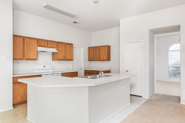 3508 Lasso Road, Fort Worth, TX 76262