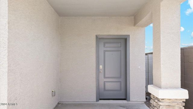 2761 W Sheppard Avenue, Apache Junction, AZ 85120