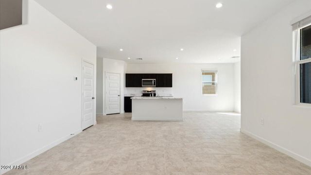 2761 W Sheppard Avenue, Apache Junction, AZ 85120