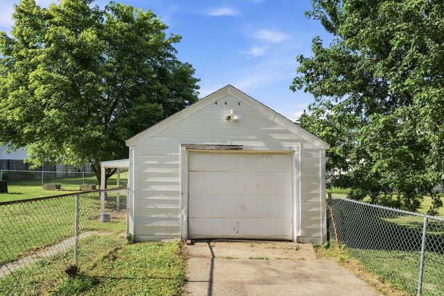 2618 38TH Avenue, Moline, IL 61265