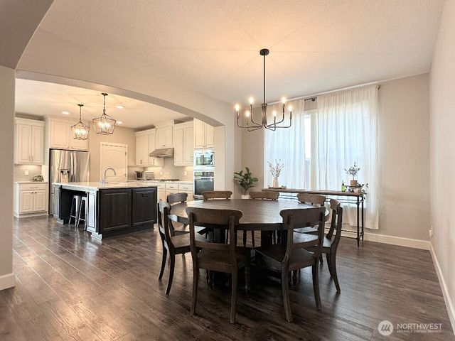 885 N Squire Drive, Ridgefield, WA 98642