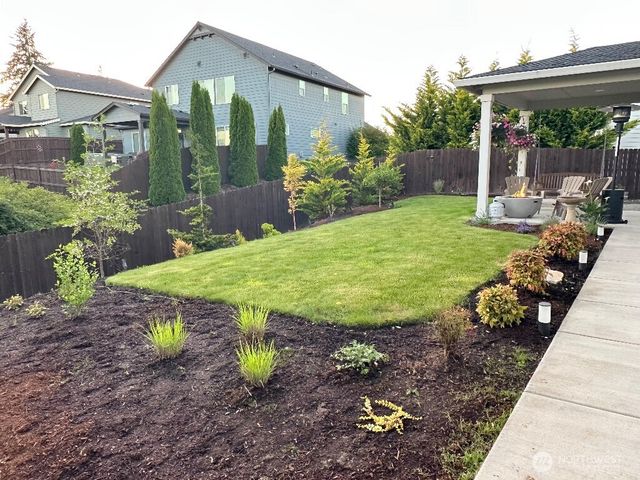 885 N Squire Drive, Ridgefield, WA 98642