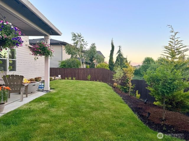 885 N Squire Drive, Ridgefield, WA 98642