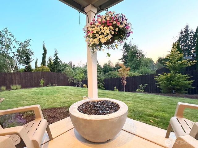 885 N Squire Drive, Ridgefield, WA 98642