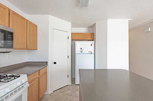 709 Noah Avenue SW, Albuquerque, NM 87121
