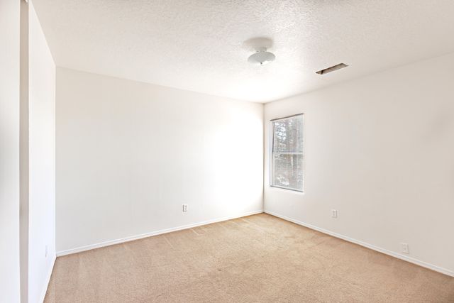 709 Noah Avenue SW, Albuquerque, NM 87121