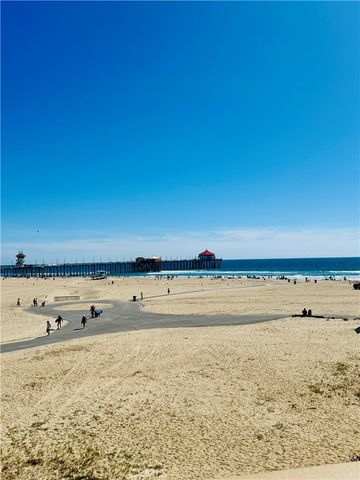 711 Pacific Coast 330, Huntington Beach, CA 92648