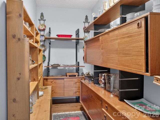435 Allen Mountain Lane, Spruce Pine, NC 28777